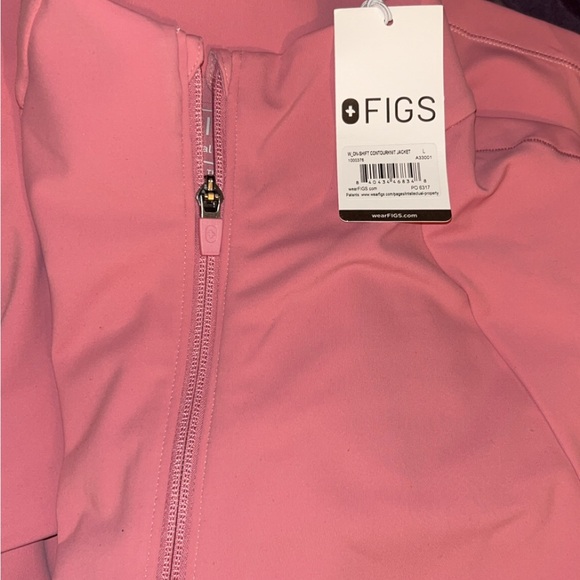 FIGS NWT chalk pink on shift jacket - Picture 3 of 5